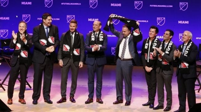 Mantan kapten timnas Inggris David Beckham hadiri pengumuman pendirian klub sepak bola miliknya di Miami, Florida, AS [AFP]