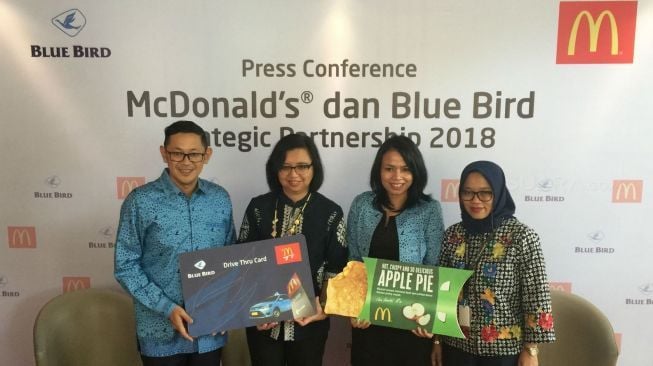 Tingkatkan Pelayanan, Blue Bird Gandeng McDonald's Indonesia