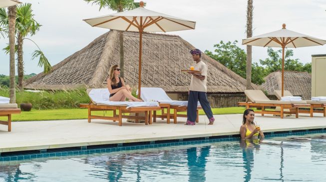 REVÄªVÅ� Wellness Resorts. (REVÄªVÅ�)