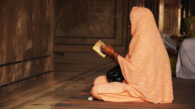 Terpesona Konsep Pernikahan Islam, Wanita Rusia Ini Putuskan Jadi Mualaf