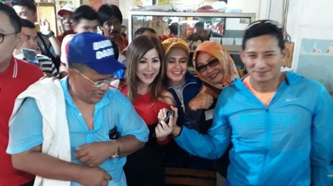 Depan Sandiaga  Hotman Janjikan Rolex Jika Mobilnya 