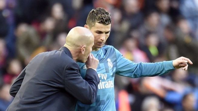 Cristiano Ronaldo Diklaim Jadi Biang Kepergian Zidane dari Madrid