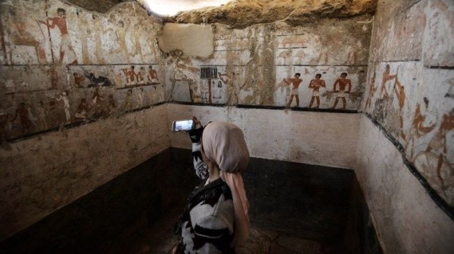 Area makam kuno berusia 4.400 tahun yang diyakini milik pendeta Hetpet di Mesir. [AFP/Mohamed El-Shahed]