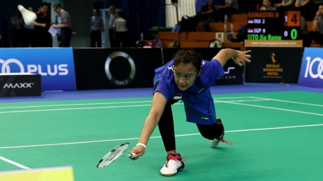 Pebulutangkis tunggal putri Indonesia, Hanna Ramadini, menjadi penentu kemenangan saat melawan Singapura di Grup Z Kejuaraan Beregu Asia, Selasa (6/2/2018). [Humas PBSI]