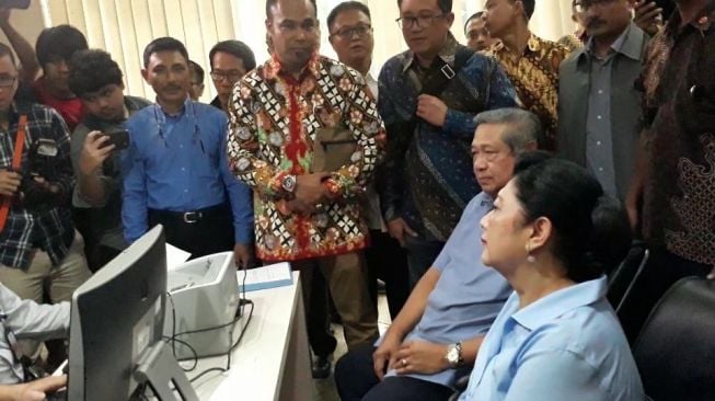 Polisikan Pengacara Setnov, Ini Bukti yang Dibawa SBY