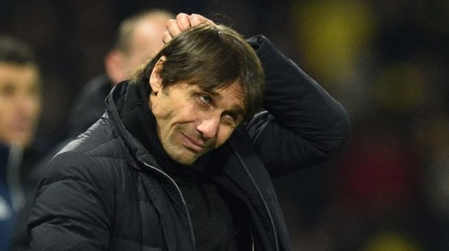 Dipermalukan Watford, Conte Tantang Chelsea Pecat Dirinya