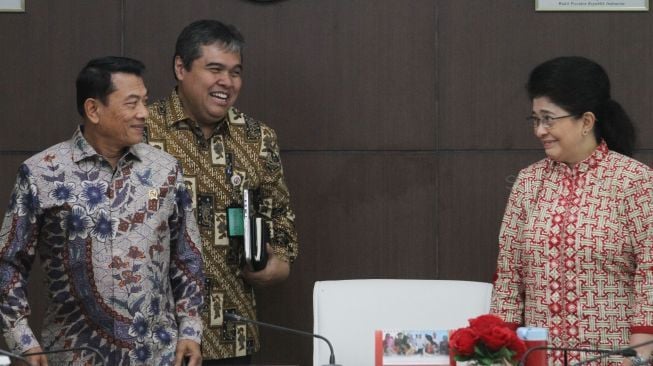 Bahas Defisit Jaminan Kesehatan Nasional