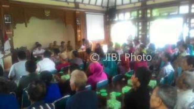 Terdampak Rel Ganda Solo-Kedungbanteng, Warga Manahan di Tanah PT KAI Harus Pindah
