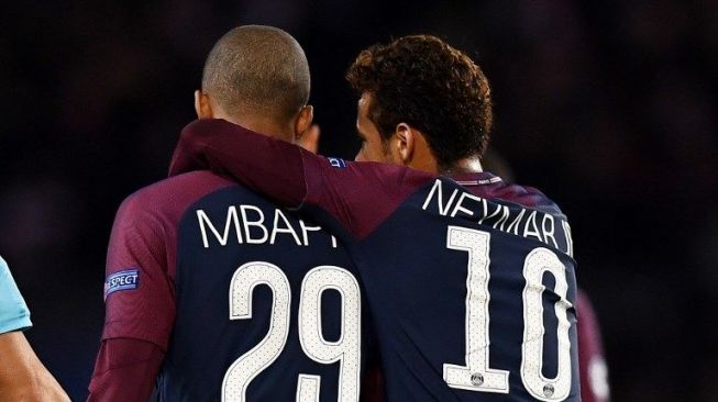 Duo penyerang PSG Nyemar dan Kylian Mbappe [AFP]