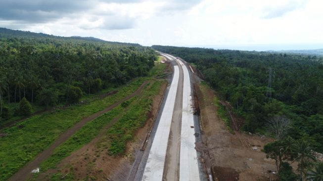 Pembangunan Jalan Tol Manado - Bitung, Sulawesi Utara. [Dok Jasa Marga]