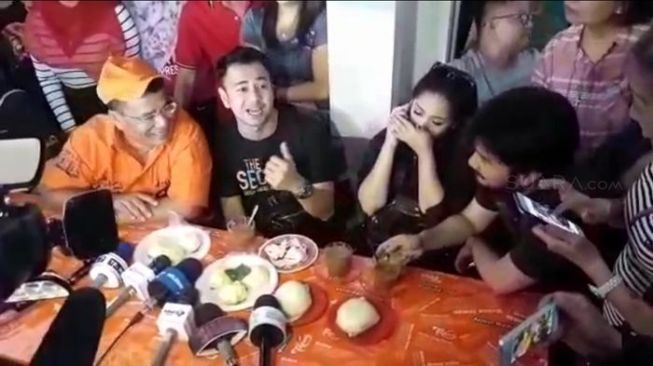 Kerja Sama Bareng Raffi dan Nagita, Hotman Minta Bayaran Bakpao