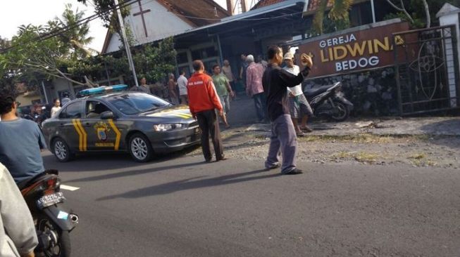 Gereja St Lidwina Diserang, Sultan HB X: Saya Sangat Sedih...