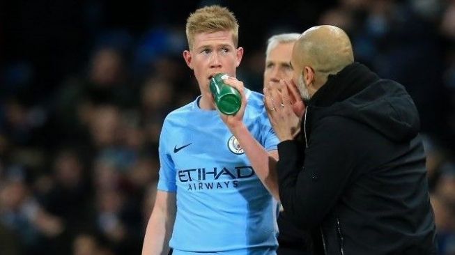 Sebut De Bruyne Luar Biasa, Guardiola : Dia Tidak Dijual