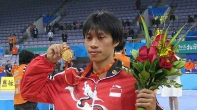 Gogi Nebulana menjuarai turnamen wushu dunia di World Wushu Championship 2007 di Beijing, Cina. (dok pribadi)