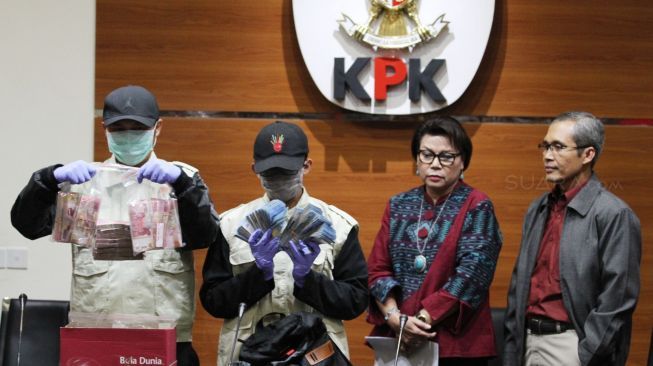 Geledah Ruang Kerja Bupati Subang, KPK Amankan Bukti Baru