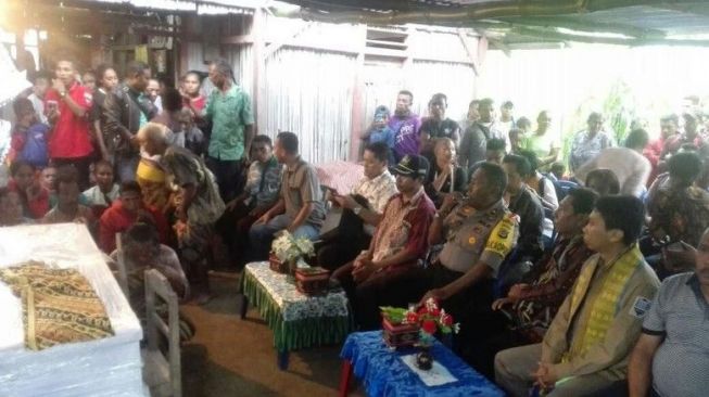 Jenazah TKW Adelina Diserahkan Kepada Keluarga