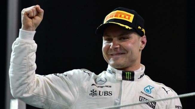 Bottas Tunjukkan Helm Hasil Desain Fansnya