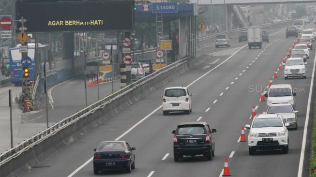 Antisipasi Ganjil-Genap di Tol Cikampek, Ada Bus Premium