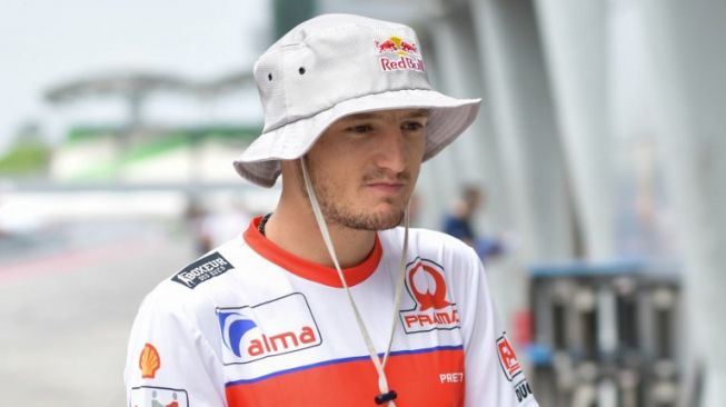 Miller: Jika Diberi 2 Lap Lagi, Saya Yakin Kalahkan Rossi