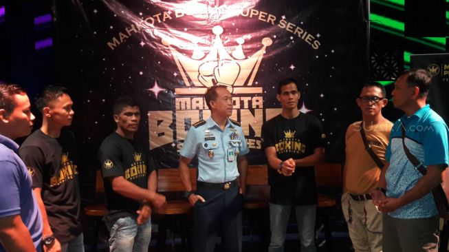 Mahkota Promotion menggelar kejuaraan tinju MBSS. [Suara.com/Rizki Nurmansyah]