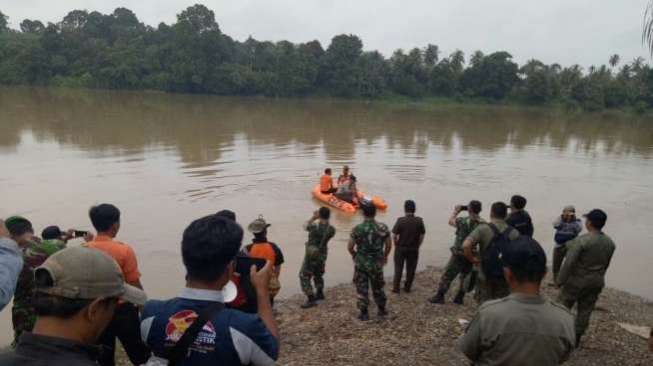 Cari Buaya Pemangsa Warga, Tim Gabungan Sisir Sungai Batanghari