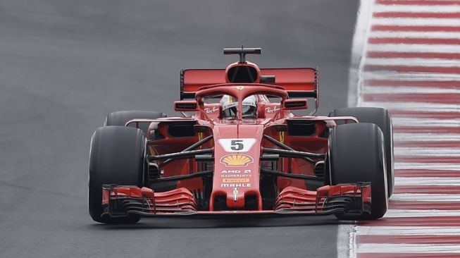 Vettel Tercepat dalam Uji Pramusim di Barcelona