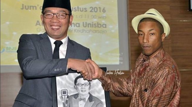 Bergaya Ala Lambe Turah, Ridwan Kamil Bikin Warganet Tertawa