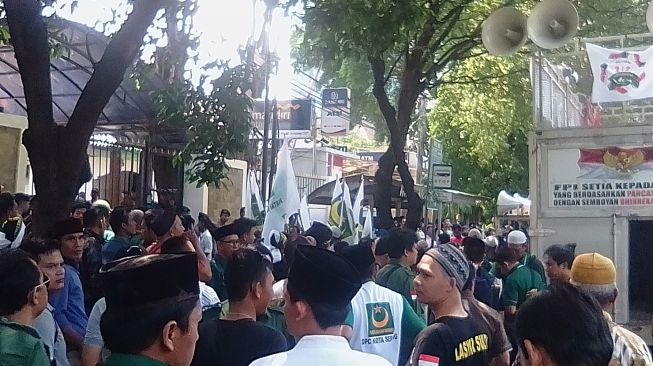 FPI cs Tuntut KPU Loloskan PBB Jadi Peserta Pemilu 2019