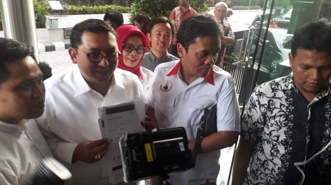 HMI Sebut Jokowi Pemimpin Haram, Apa Kata Fadli Zon?