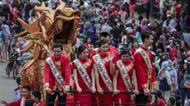 Karnaval Nusantara Cap Go Meh 2018 berlangsung di kawasan Glodok, Jakarta, Minggu (4/3/2018) [Suara.com/Kurniawan Mas'ud]