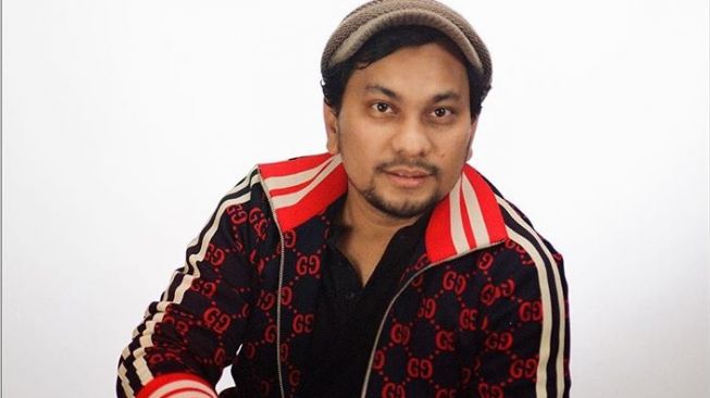 Tompi Comeback! Luncurkan Single Terbaru "Makan Teman"