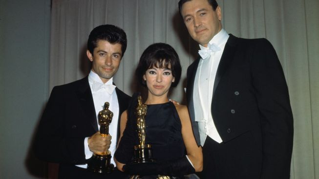 Rita Moreno di Oscar 1962. (Glamour)