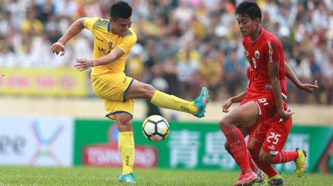 Song Lam Nghe An FC vs Persija Jakarta (media Persija).