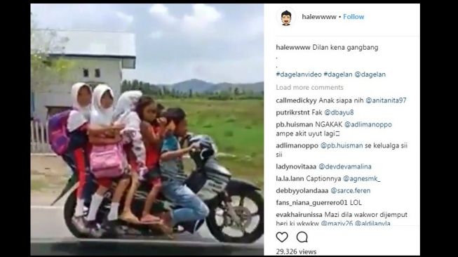 Nekad! Bocah Ini Bonceng Enam Naik Motor