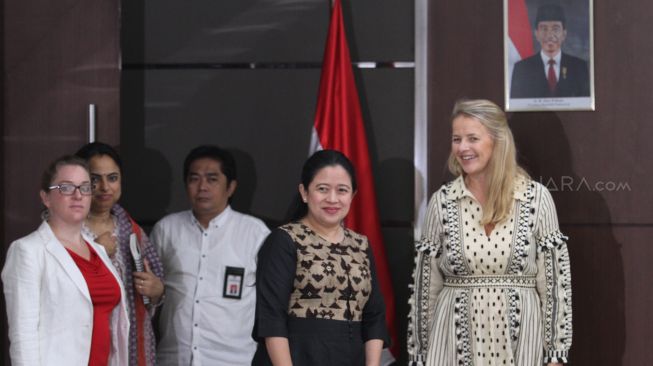 Menko Bidang Pembangunan Manusia dan Kebudayaan (Menko PMK) Puan Maharani menerima kunjungan Putri Mabel dari Belanda selaku Kepala Dewan Organisasi Girls Not Brides sebelum pertemuan di Jakarta, Rabu (7/3).