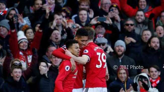 LIGA INGGRIS : Live Streaming Manchester United Vs Liverpool di MNC TV