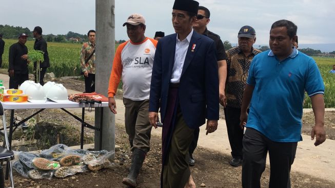 Presiden Jokowi Janji Naikkan Anggaran Padat Karya Tunai