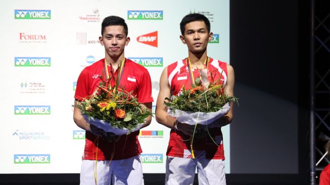 Pasangan ganda putra Indonesia, Fajar Alfian/Muhammad Rian Ardianto, menjadi runner-up German Open 2018 BWF World Tour Super 300 usai dikalahkan wakil Jepang, Takuto Inoue/Yuki Kaneko, di final dengan skor 16-21 dan 18-21, Minggu (11/3). [Humas PBSI]