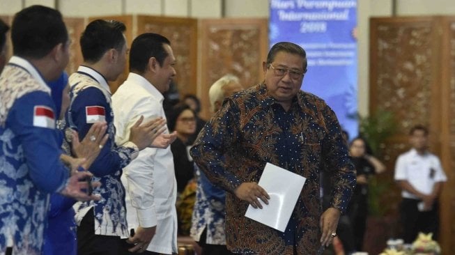 Menggelar seminar memperingati Hari Perempuan Internasional 2018.