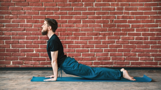 Pose yoga Bhujangasana. (Shutterstock)