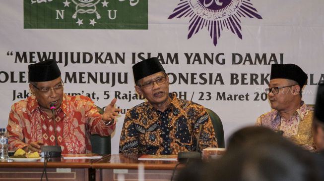 Ketua Umum Pengurus Besar Nahdlatul Ulama (PBNU) KH. Said Aqil Siradj menerima kunjungan ketua Umum PP Muhammadiyah KH. Haedar Nashir dalam acara silaturahmi di Gedung PBNU Jakarta, Jumat (23/3).