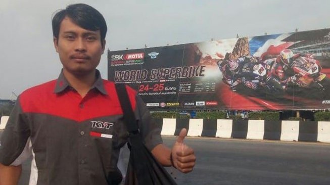 Bikin Bangga! Kisah Cah Kebumen Jadi Teknisi Helm Pebalap MotoGP