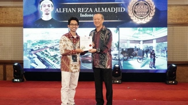 Mahasiswa Indonesia wakili Asia Young Designer Award. (suara.com/Dinda Rachmawaty)