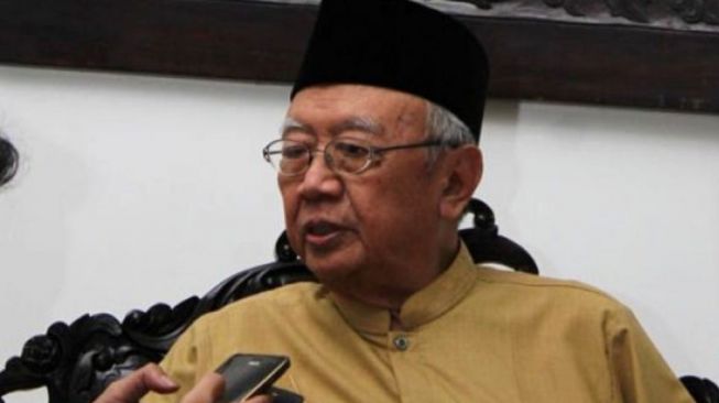 KH Salahuddin Wahid atau yang akrab disapa Gus Solah. [Antara]