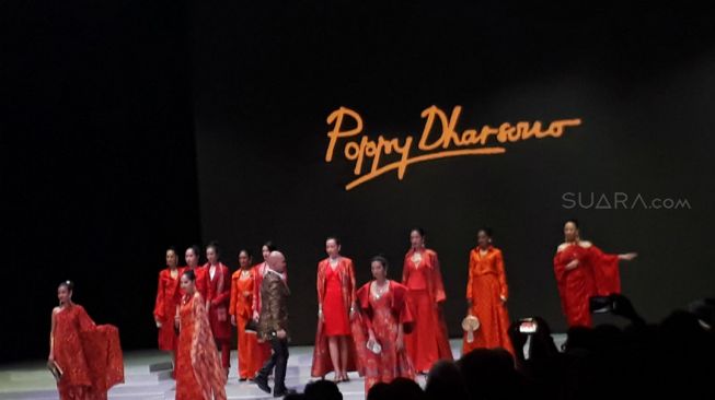 Syahda Pusaka Rancangan Poppy Dharsono Tutup Gelaran IFW 2018