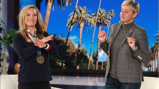 Ellen DeGeneres (kanan) di acara Ellen Show. (Instagram)