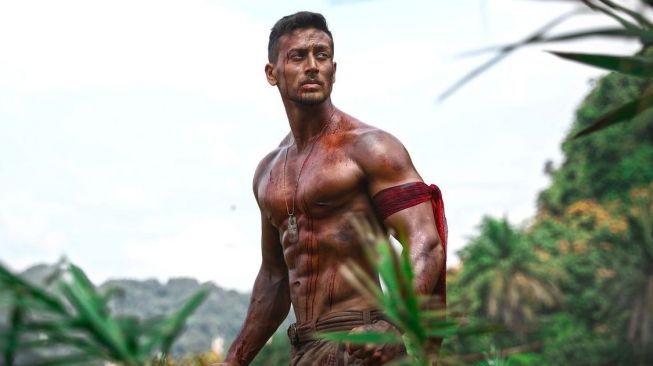 Tiger Shroff di film Baaghi 2. 