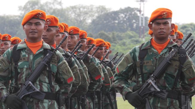 Gladi bersih HUT ke 72 TNI Angkatan Udara di Lanud Halim Perdanakusuma, Jakarta, Sabtu (7/4). 