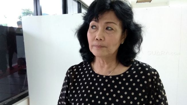 Legenda bulutangkis Indonesia Imelda Wiguna saat ditemui di GOR PB Jaya Raya, Bintaro, Tangerang Selatan, Jum'at (6/4/2018). [Suara.com/Arief Apriadi]