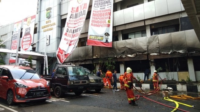 Kebakaran Gedung SDM Polda Metro Jaya karena Korsleting Listrik